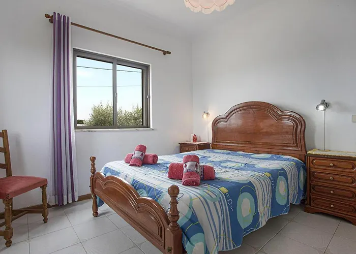 Bartoni Casa de Férias *